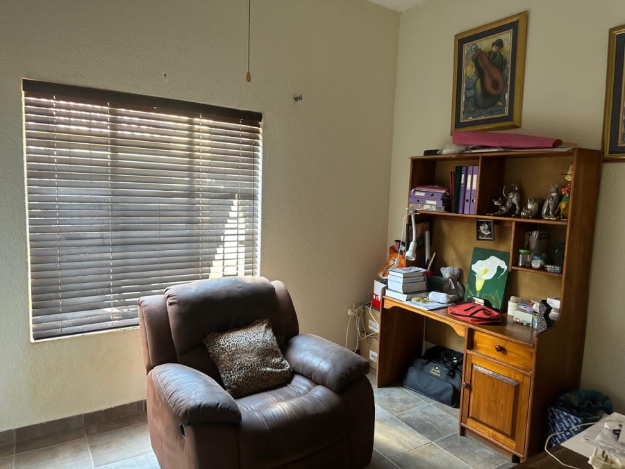 3 Bedroom Property for Sale in Protea Park North West